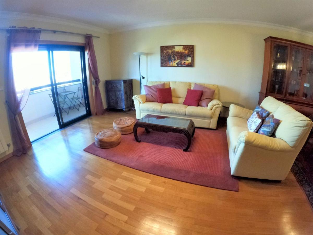 Lisbon 2 Bedroom Apartment With Balcony In Алжеш Экстерьер фото