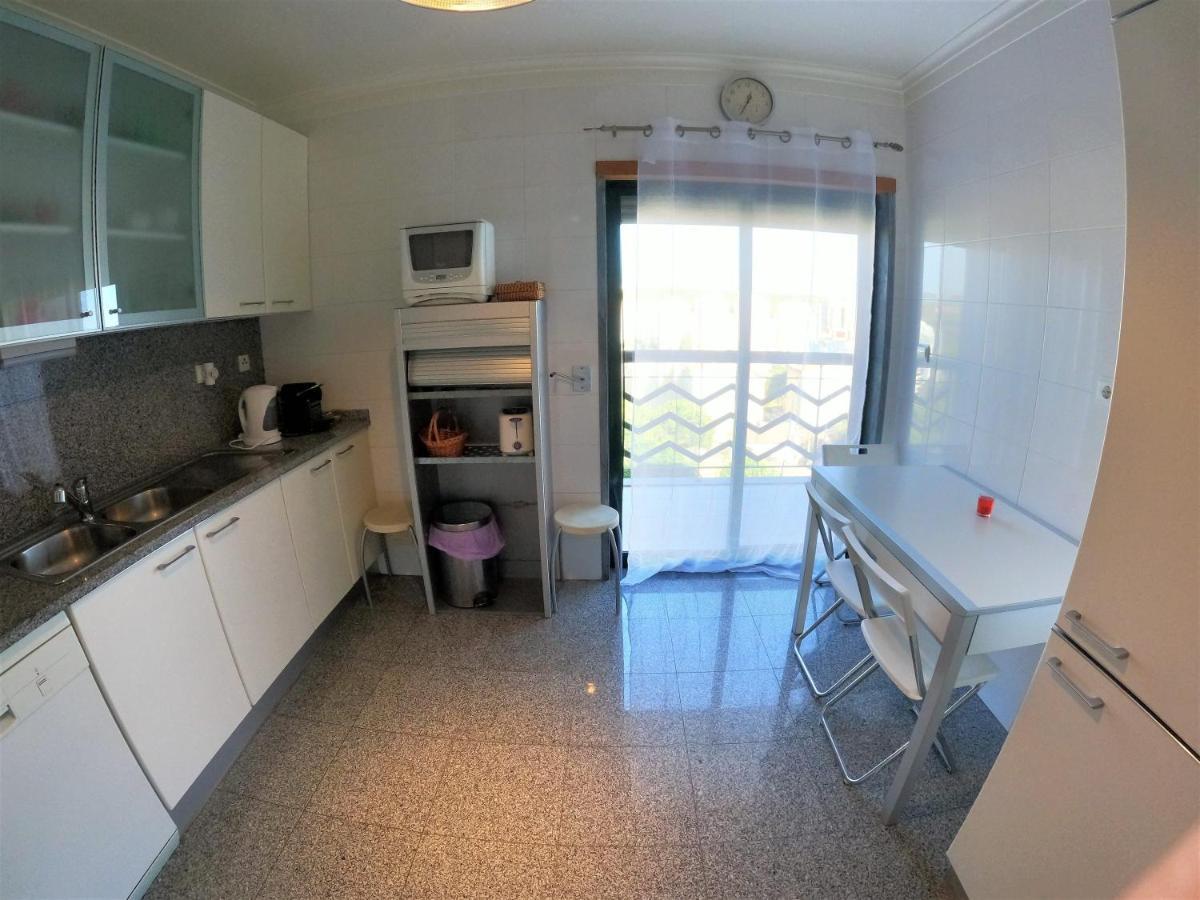 Lisbon 2 Bedroom Apartment With Balcony In Алжеш Экстерьер фото